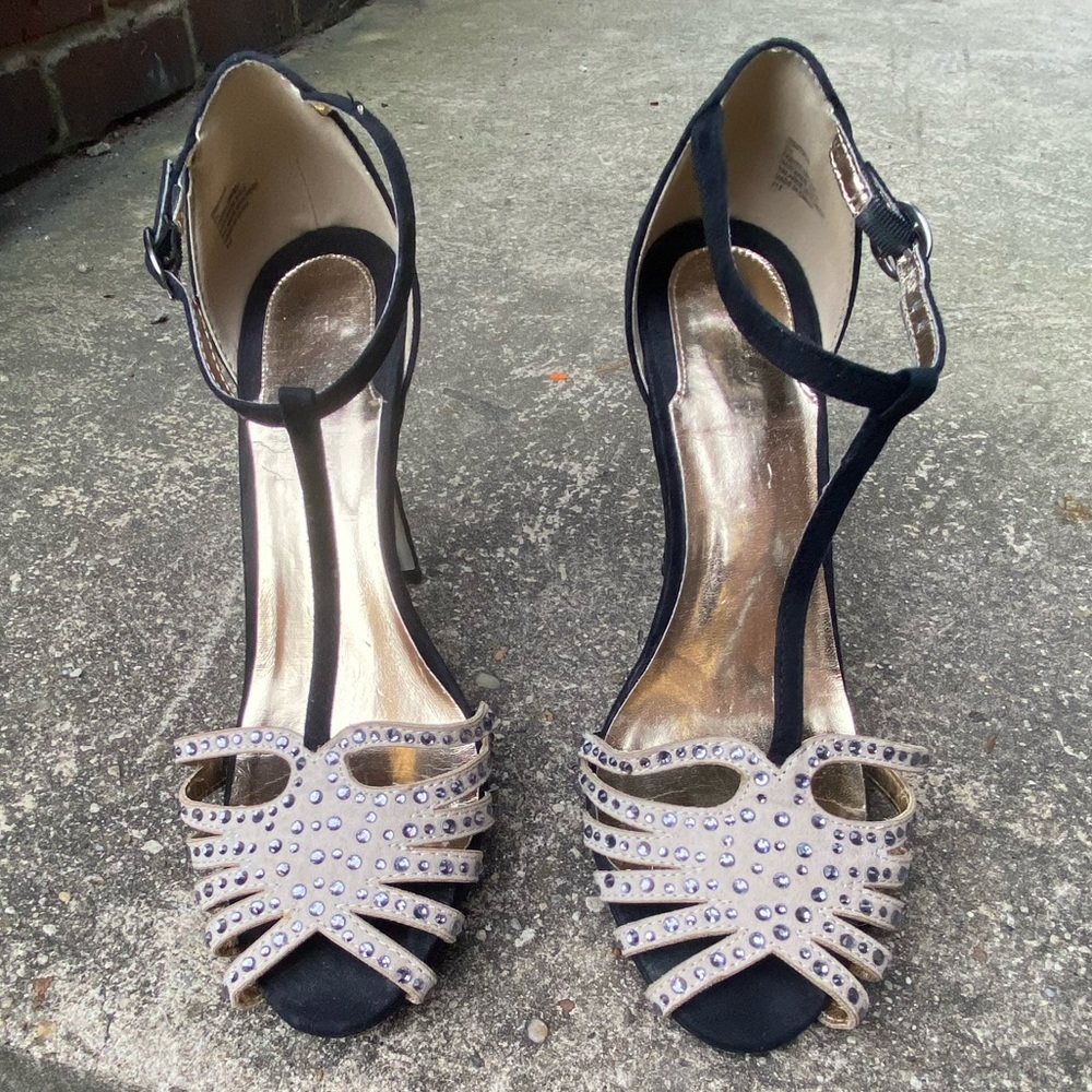 Madden Girl Black/Cream Strappy Heels 4in